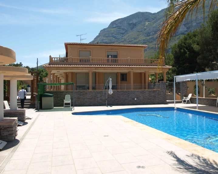 CLDX2692 - Casa / Chalet en Venta en Dénia, Alicante