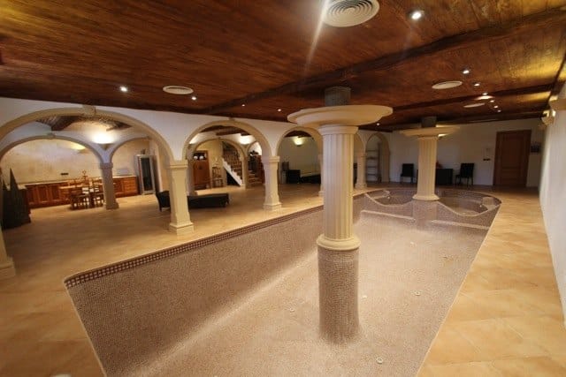 VILLA DANS UN EXCELLENT EMPLACEMENT