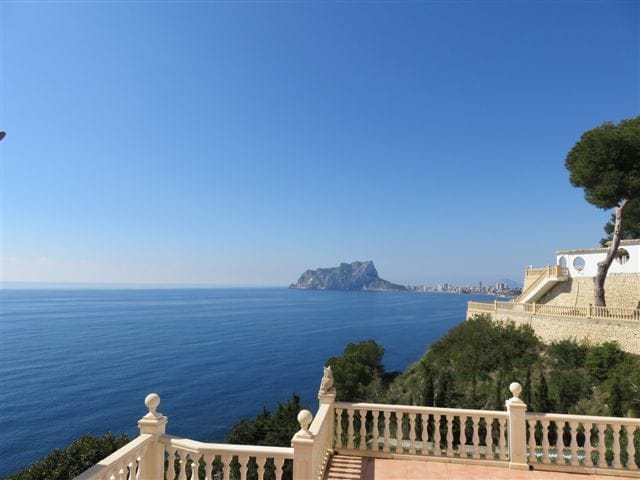 CHALET EN BENISSA 1ª LINEA