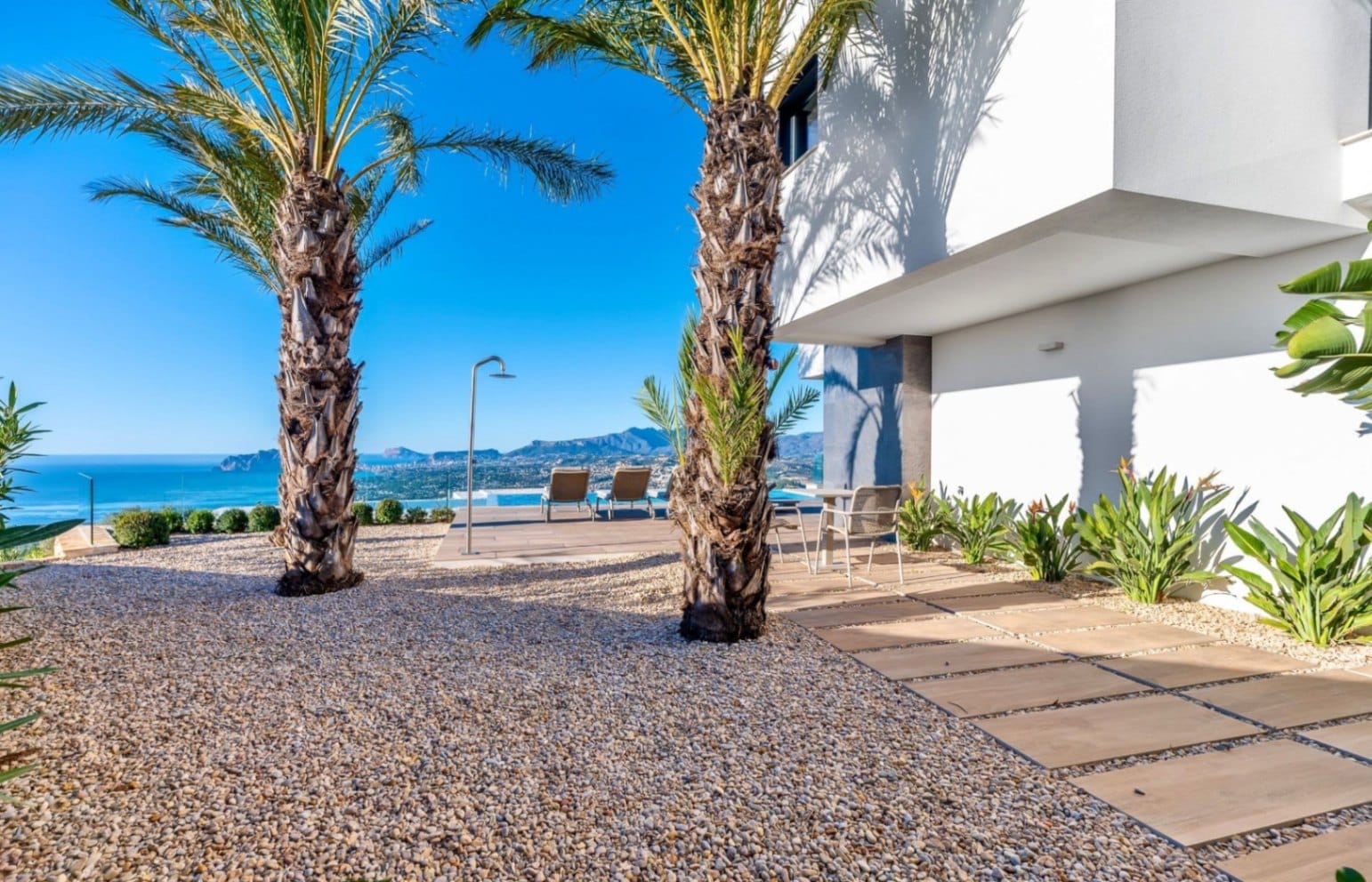 Luxe villa in Moraira met panoramisch uitzicht op zee