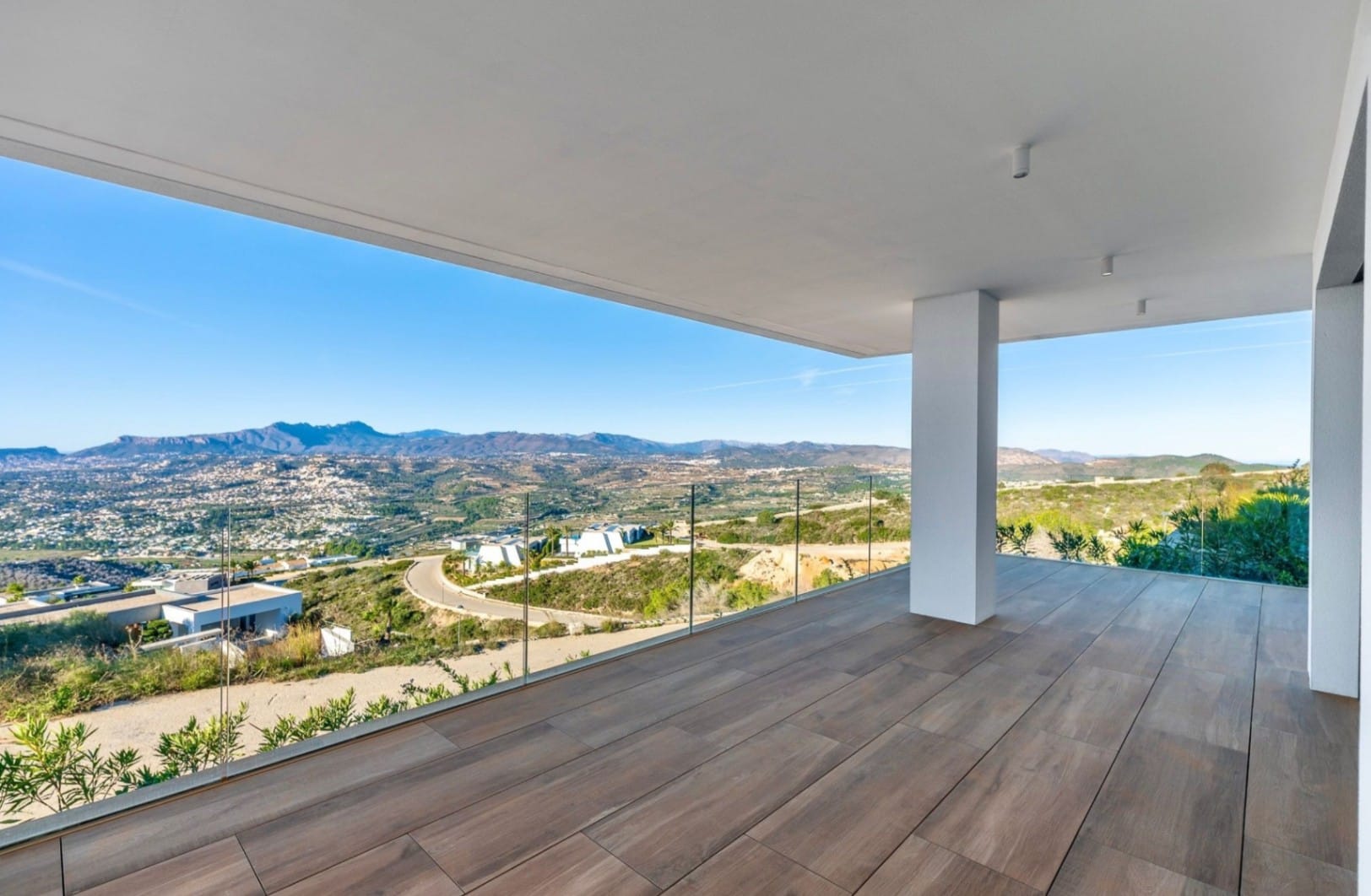Luxe villa in Moraira met panoramisch uitzicht op zee