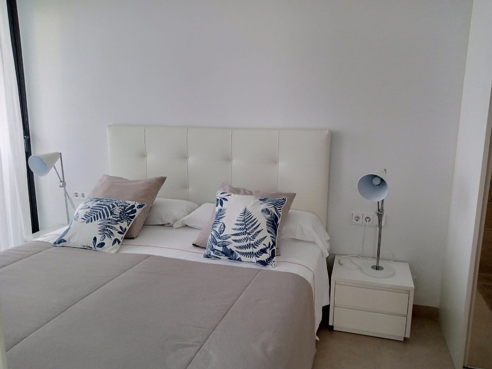 Exclusivo apartamento de Lujo - primera linea con Acceso Directo a la Playa Denia