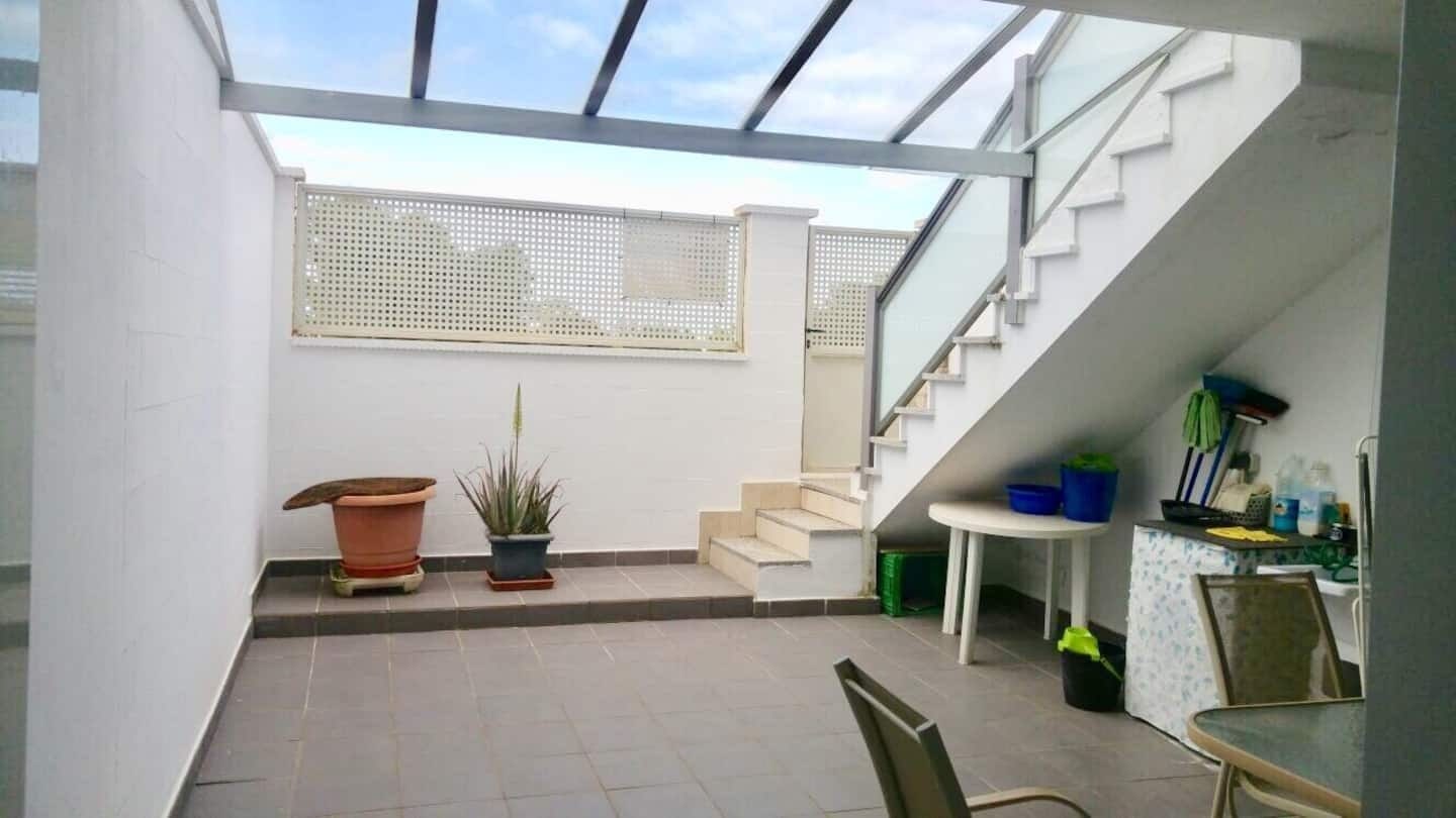 Apartamento dúplex en Oliva Nova al lado del Club de Golf