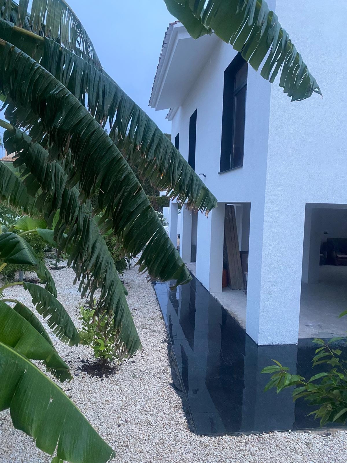 Villa moderne de 4 chambres à Dénia, à distance de marche de la plage.