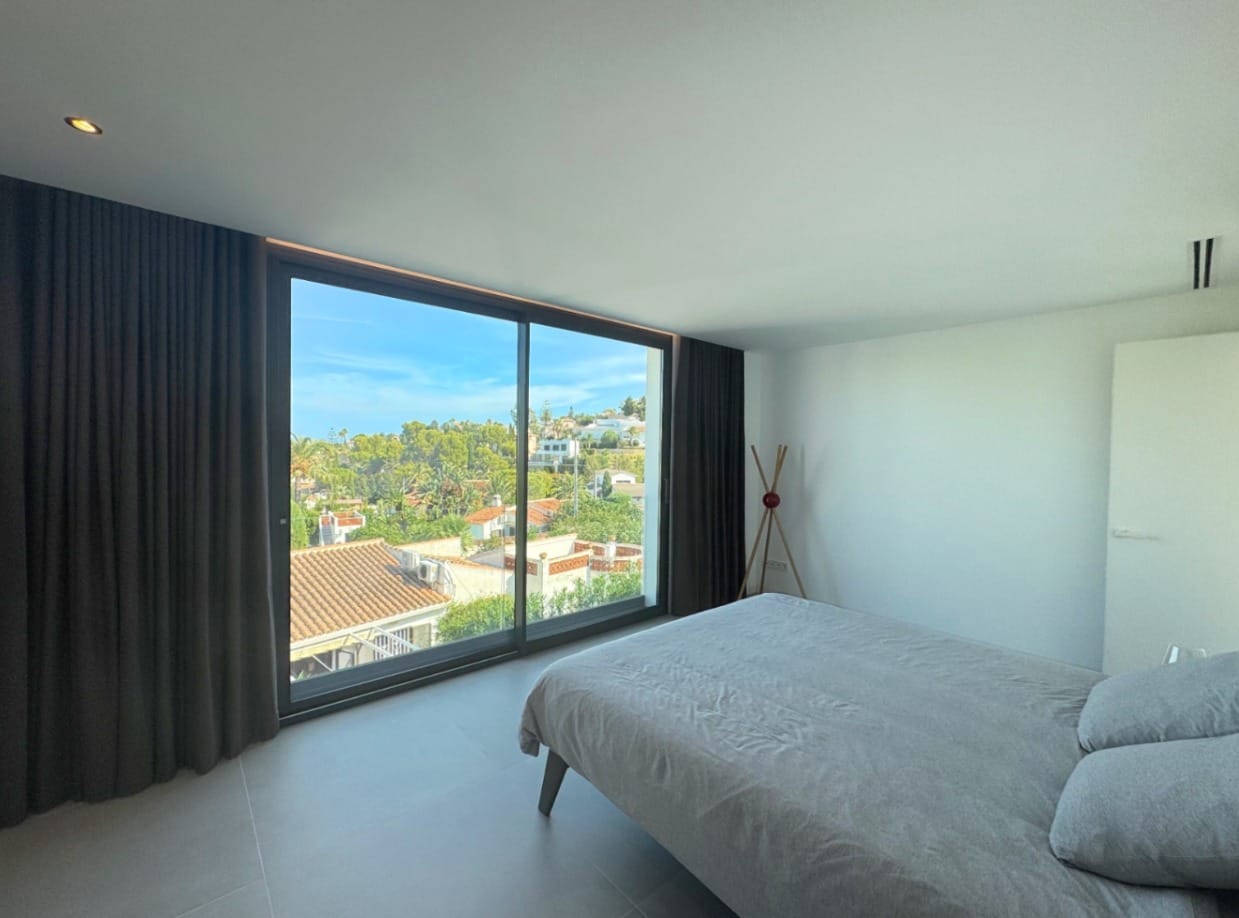 Modern chalet in Denia, energy efficiency A.