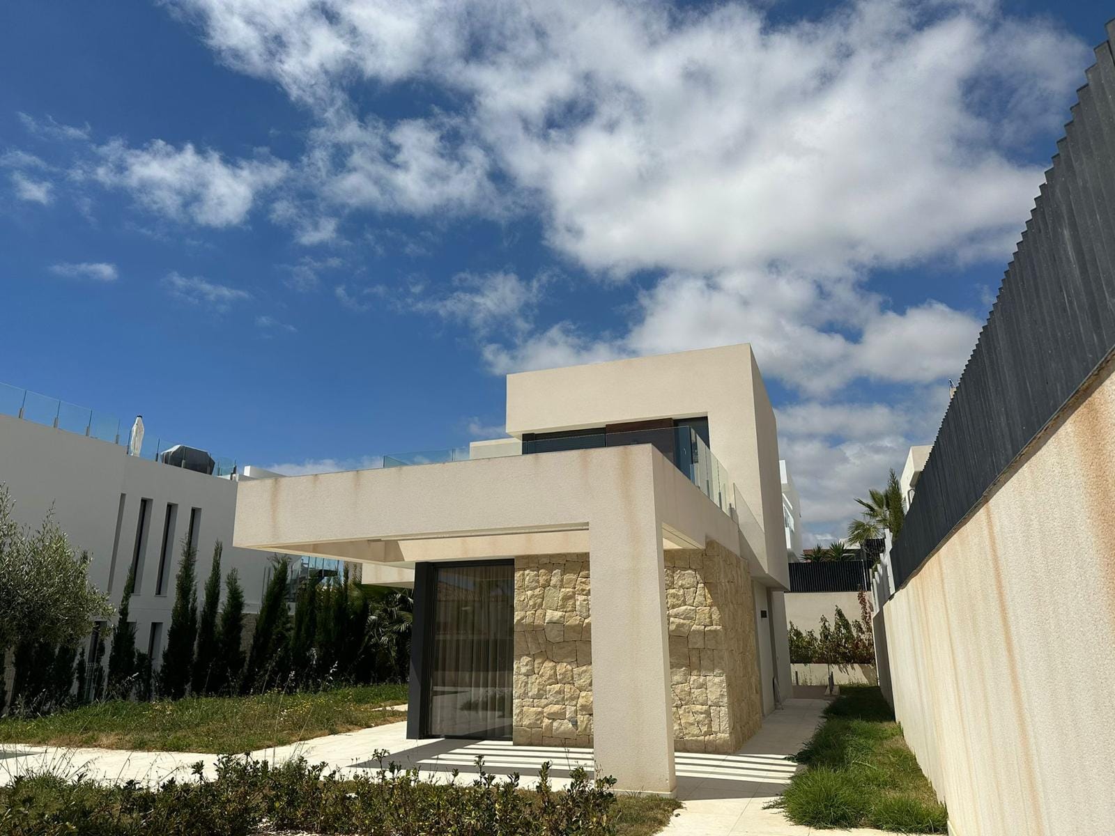 Villa a la venta con 4 habitaciones y piscina en Finestrat, Sierra Cortina