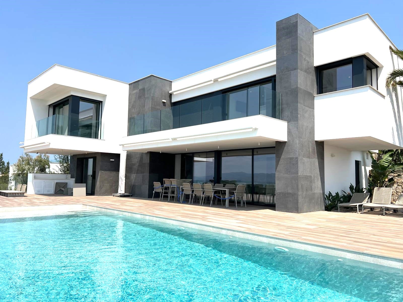 Luxe villa in Moraira met panoramisch uitzicht op zee
