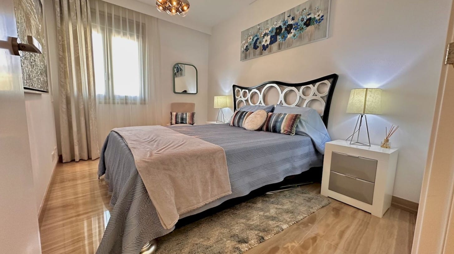 Apartamento en primera línea de la Playa del Arenal en Jávea