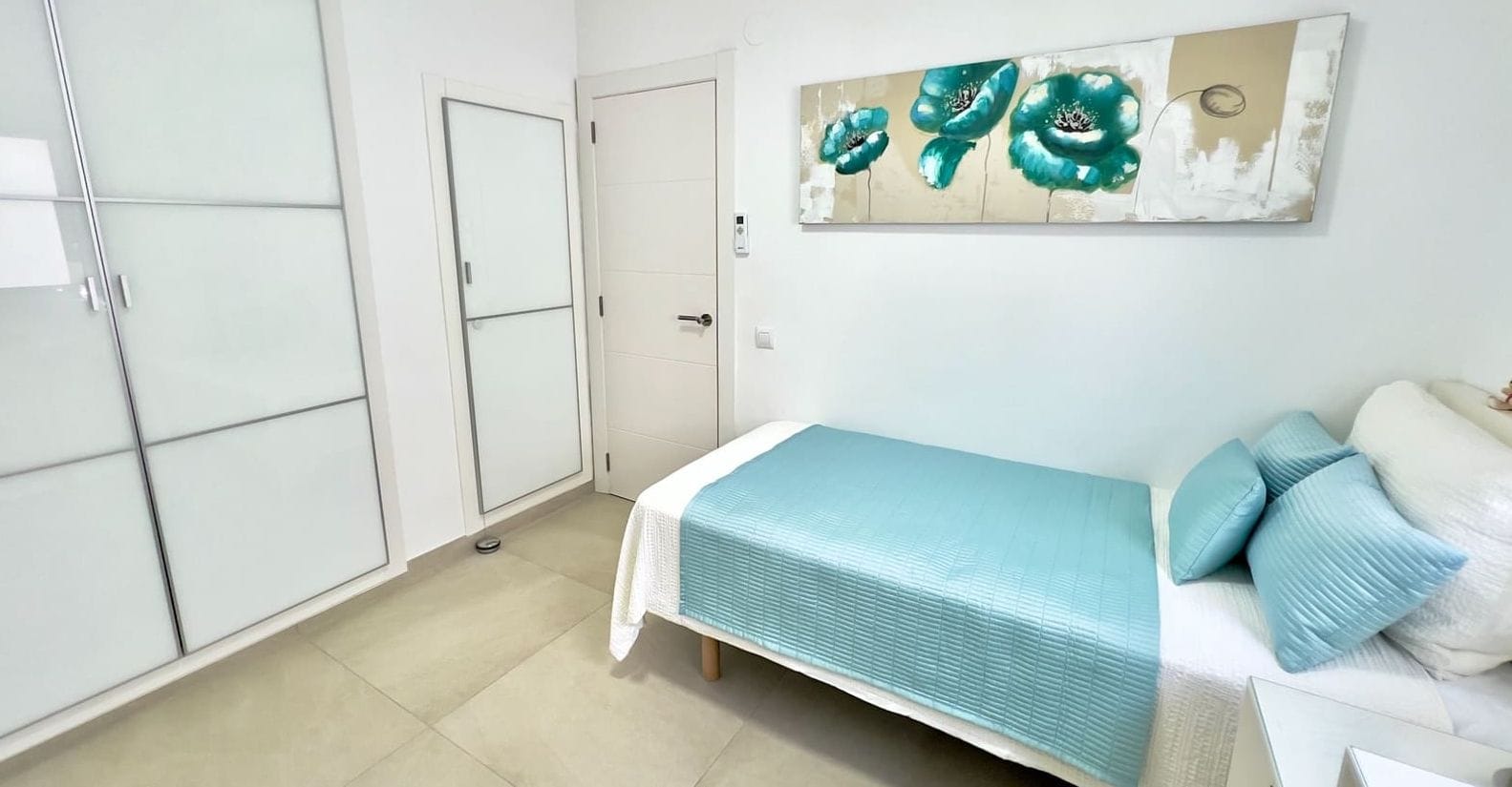 Villa de 5 dormitorios y piscina en Teulada, Alicante