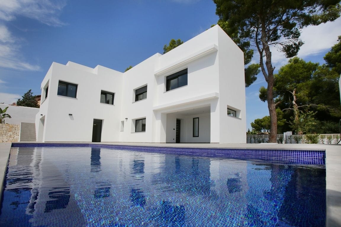 Villa de style moderne avec vue sur la mer à Moraira