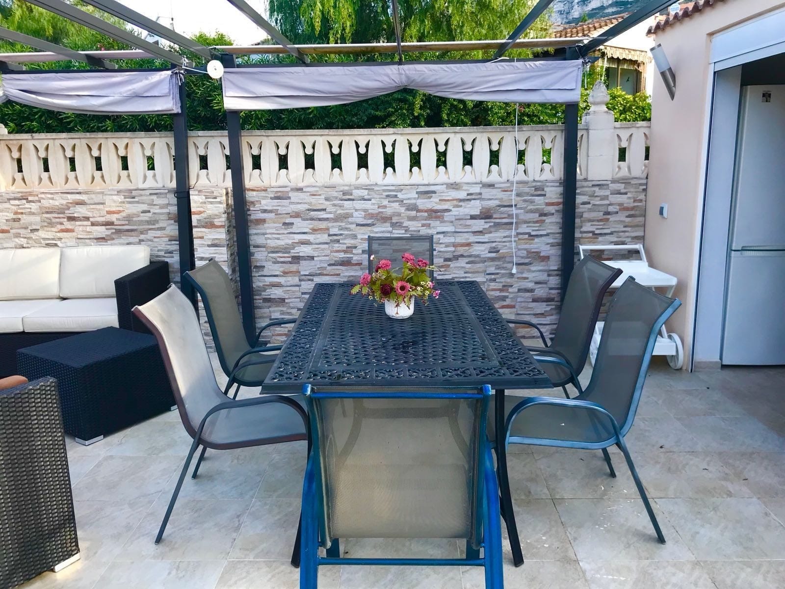 Mediterranes Chalet in Dénia – Miete mit Kaufoption