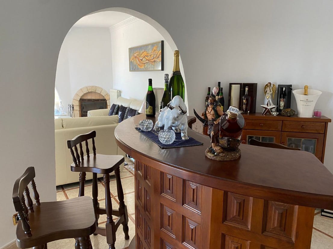 Venta. Chalet/Villa en Benissa