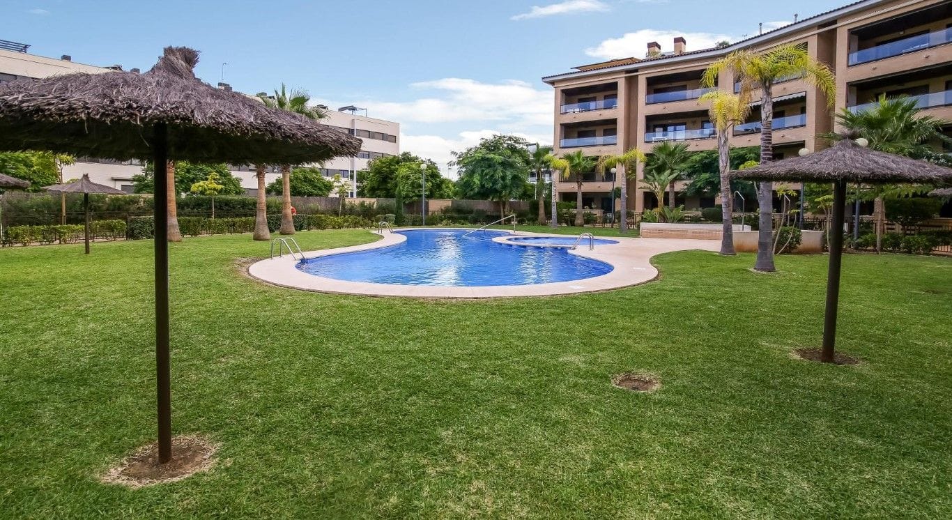CBHX5308 - Dwupoziomowy apartament w Brisas del Arenal, Jávea