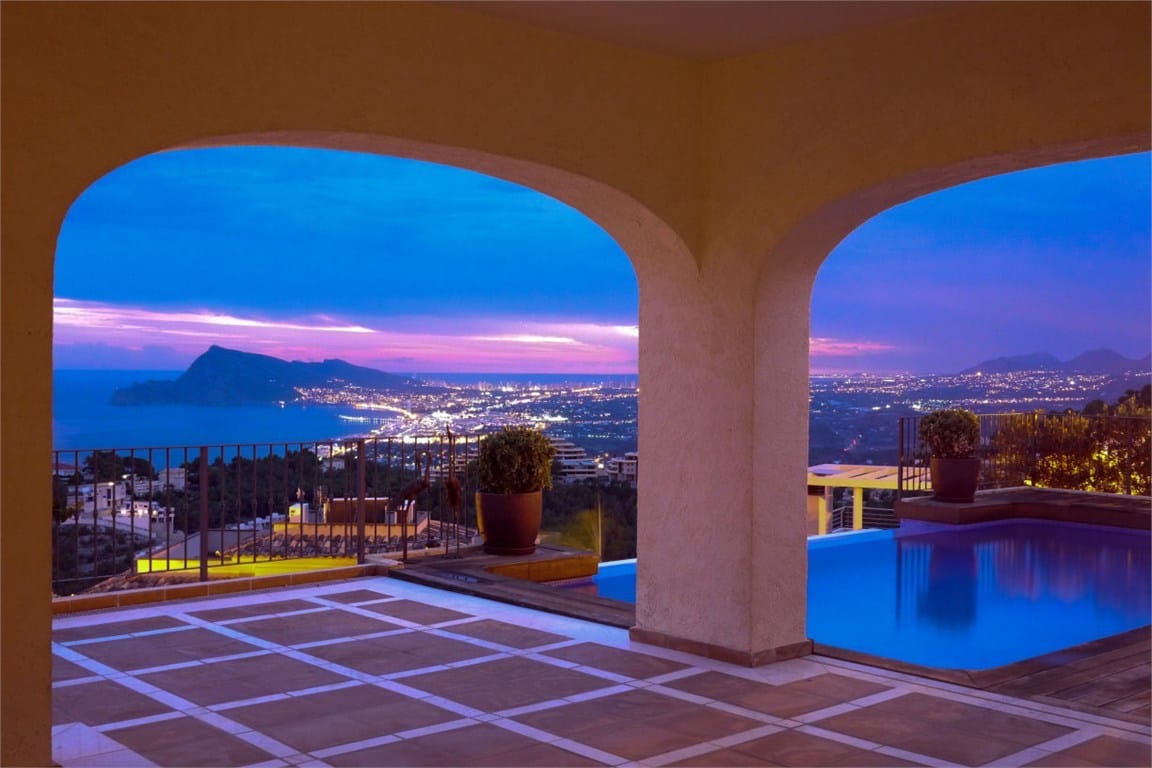 Luksusowa willa z widokiem na morze w Altea Hills