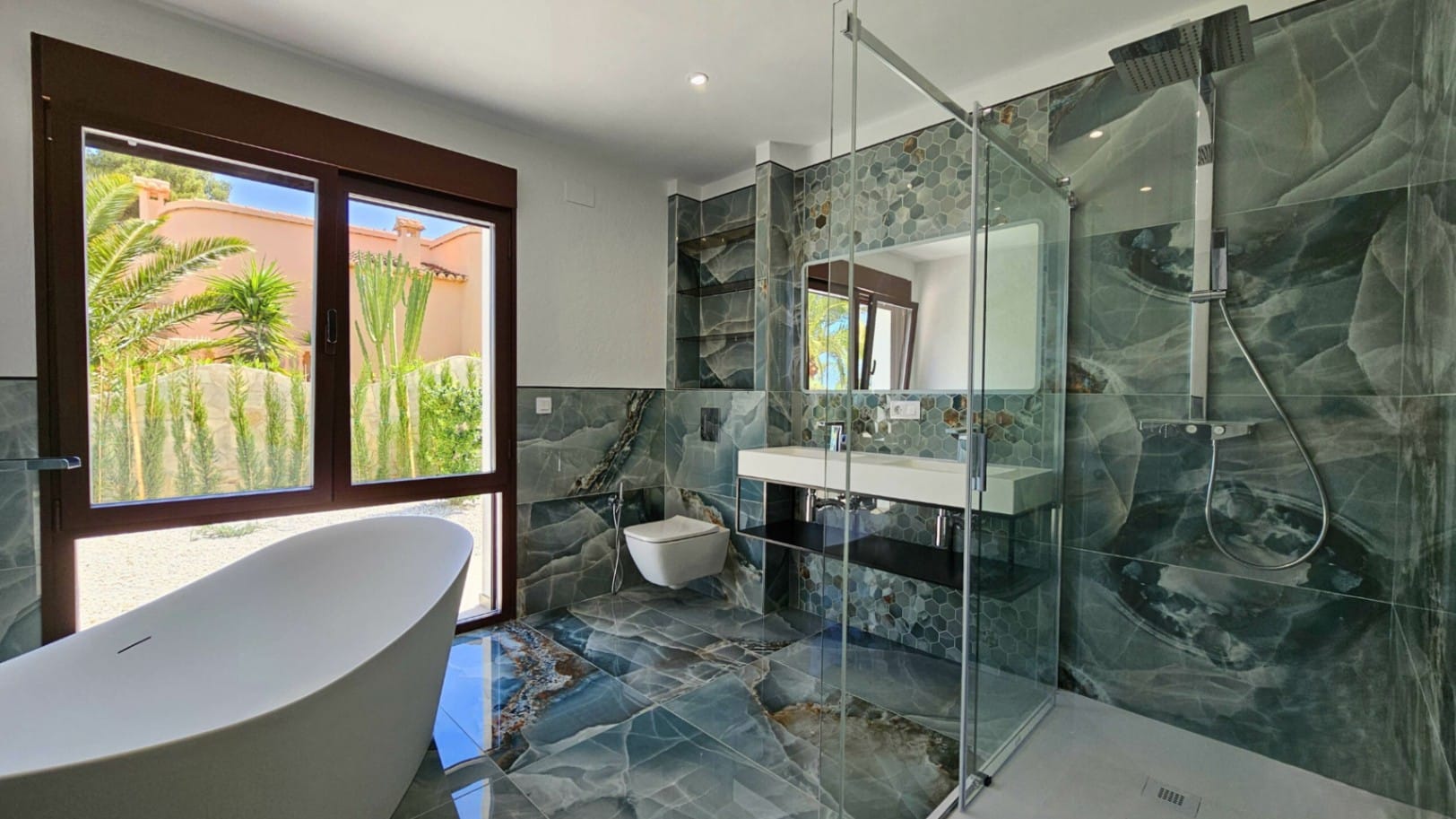 Villa mit 4 Schlafzimmern in Denia, Montgó