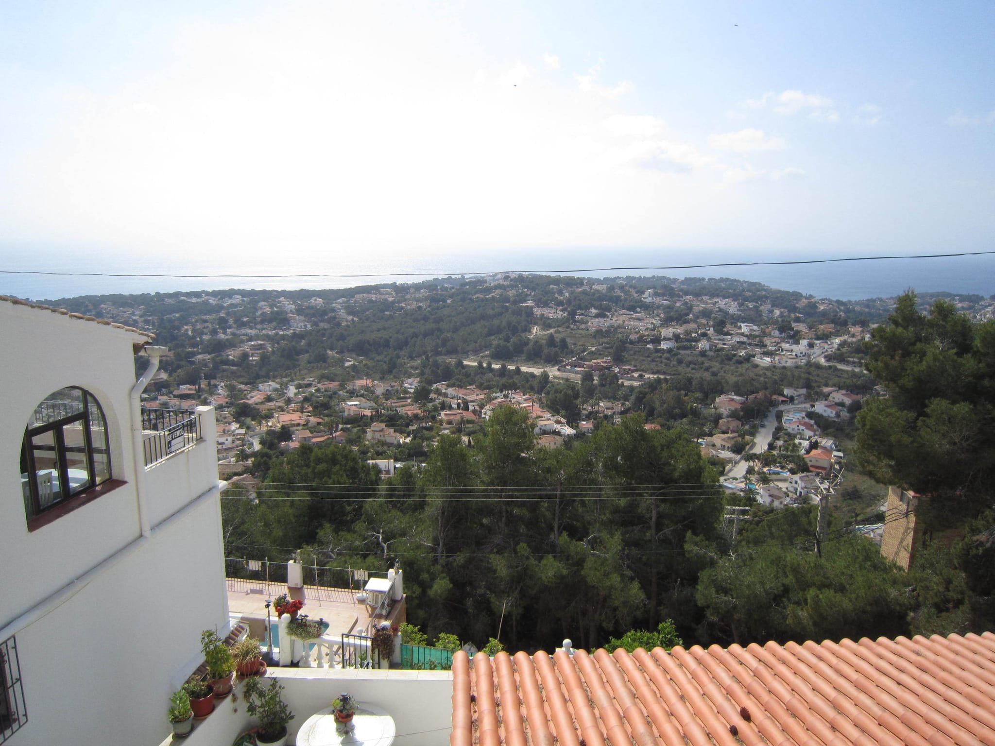 VILLA À MORAIRA AVEC DES VUES SPECTACULAIRES
