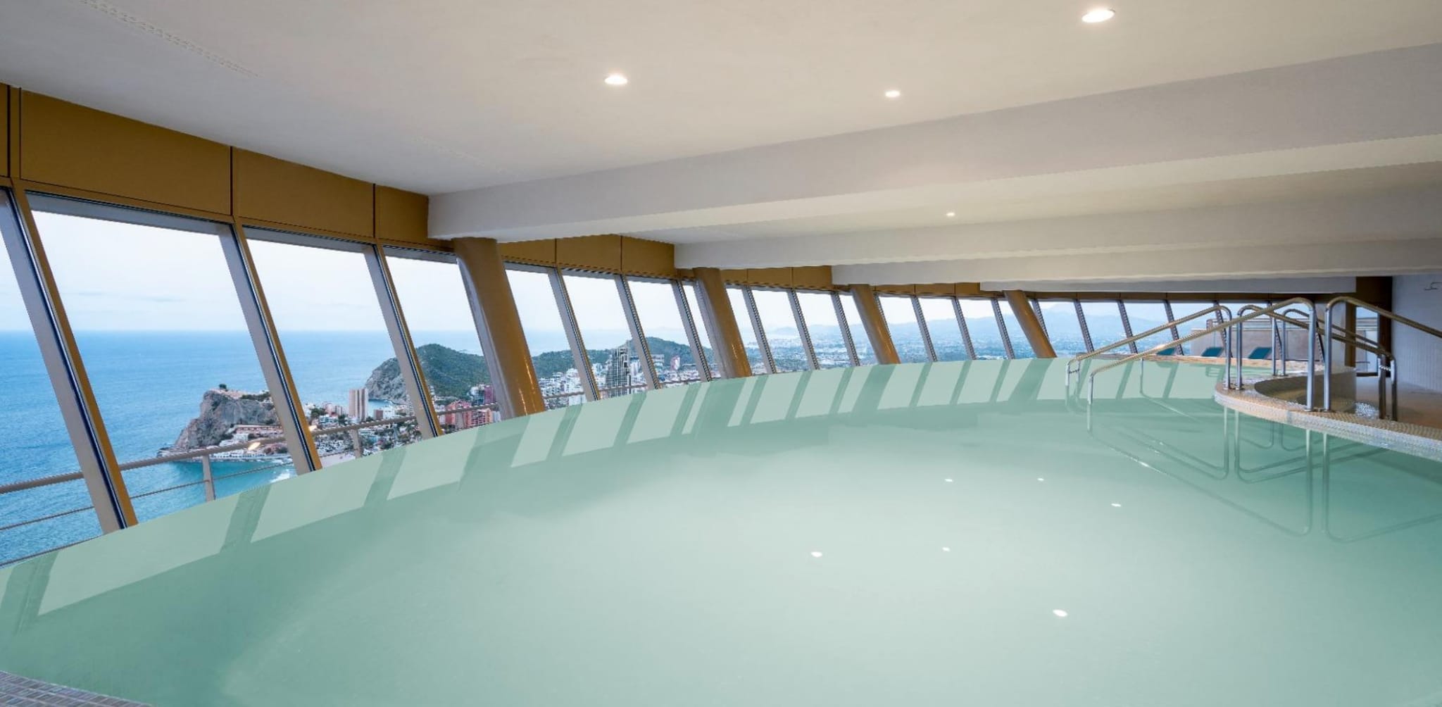 Apartment on the beach of Poniente Benidorm, Floor 25