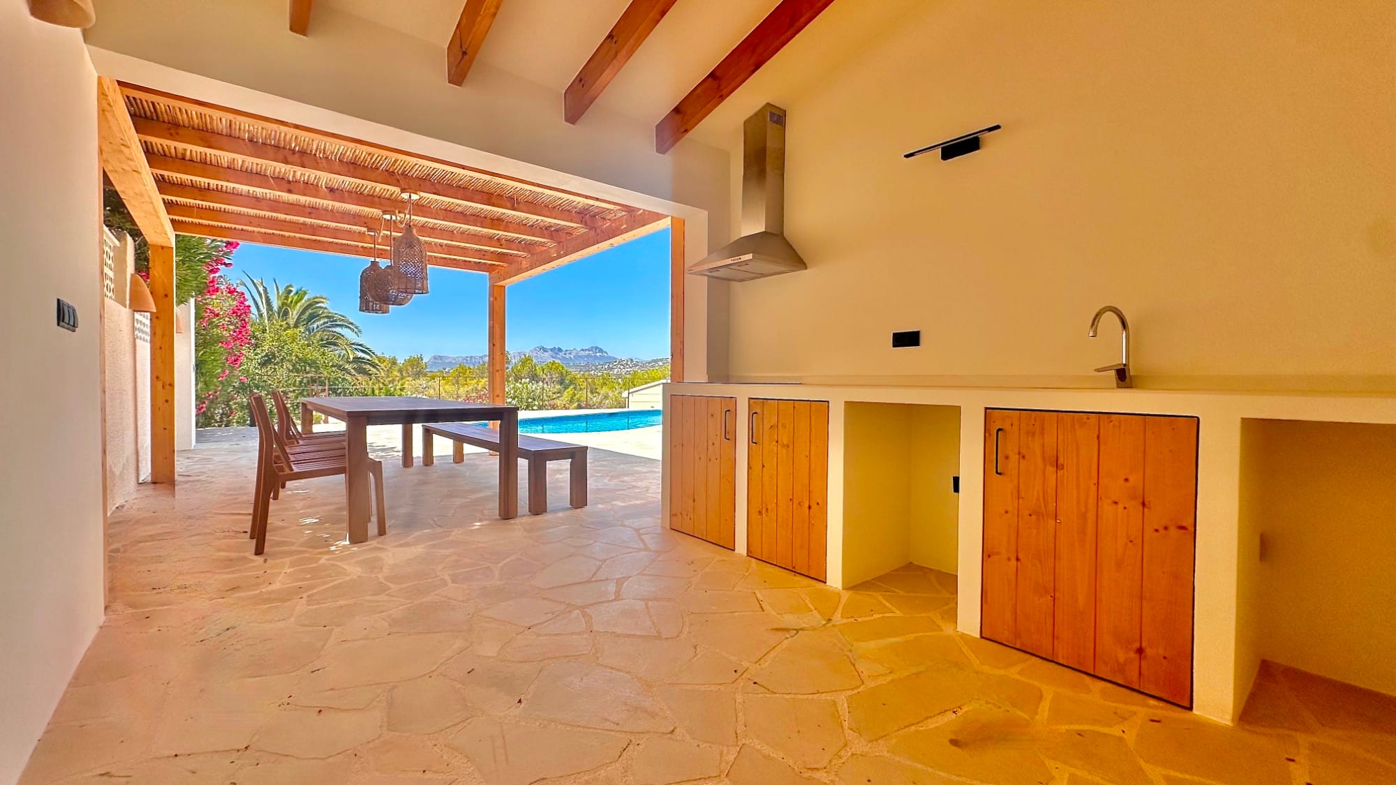 Venta. Chalet/Villa en Moraira
