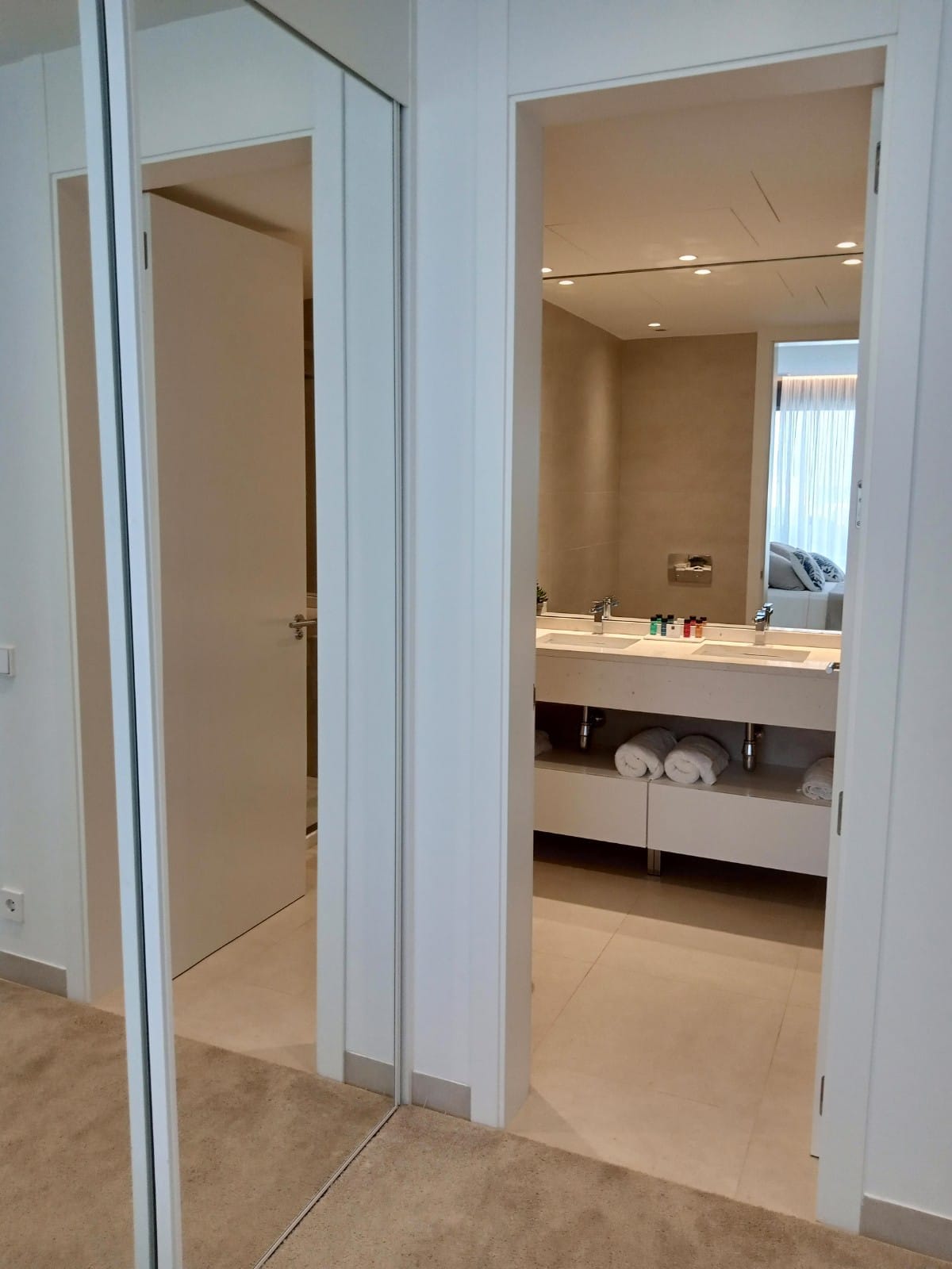Exclusivo apartamento de Lujo - primera linea con Acceso Directo a la Playa Denia