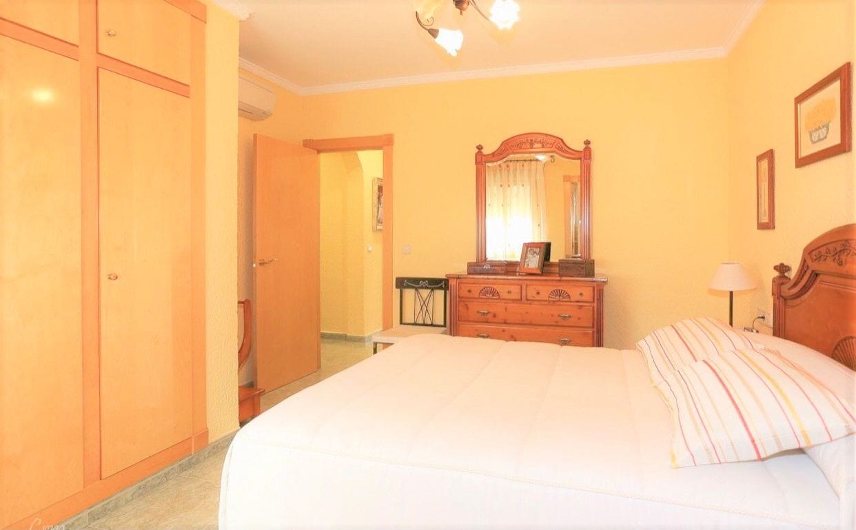 Chalet en Dénia en venta