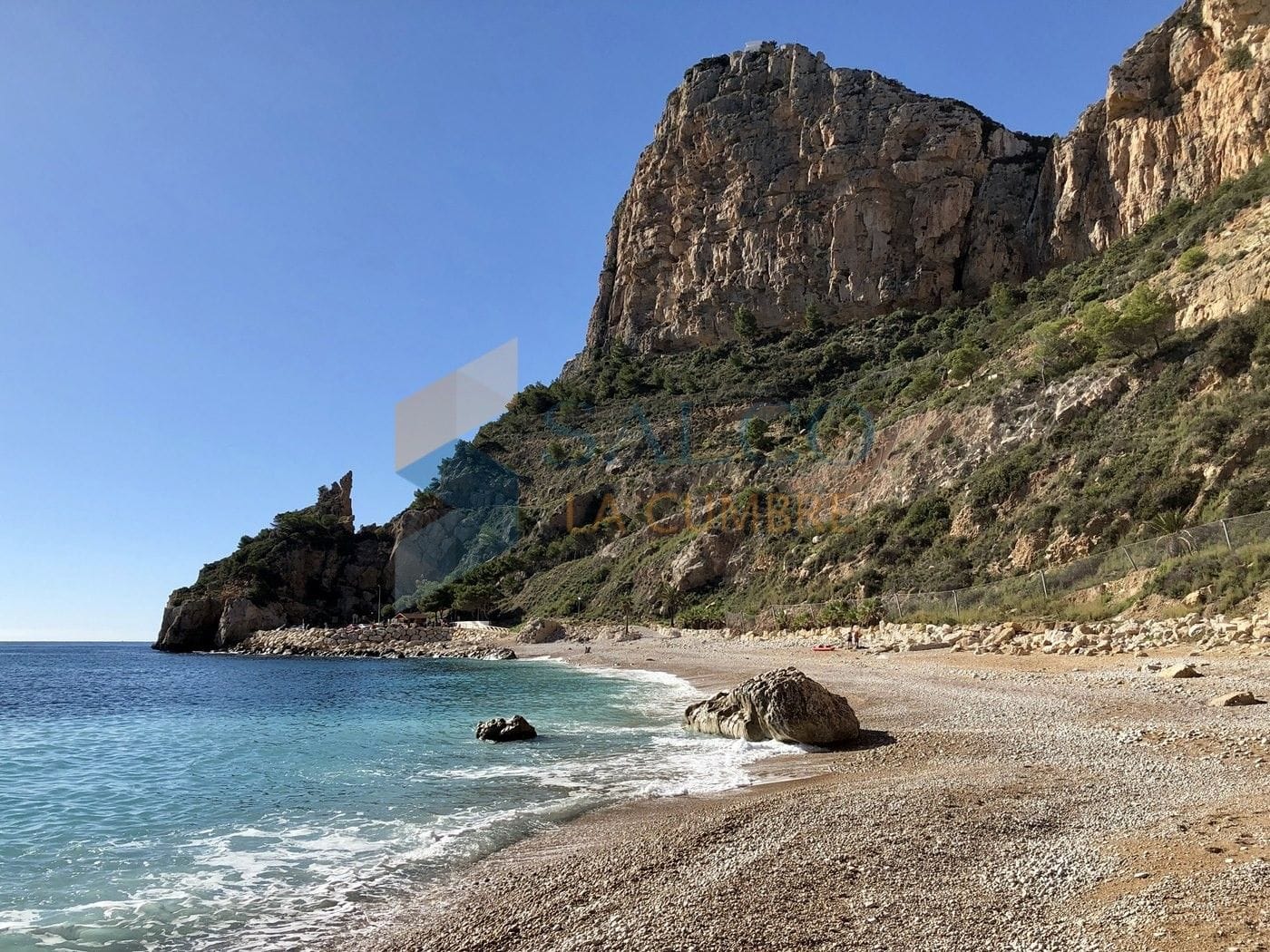 Villa met zwembad, tuin en uitzicht op zee in Cumbre del Sol
