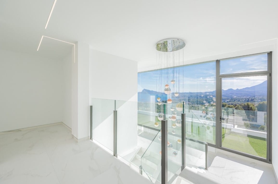 Villa de lujo con vistas panorámicas al mar en Altea Hills