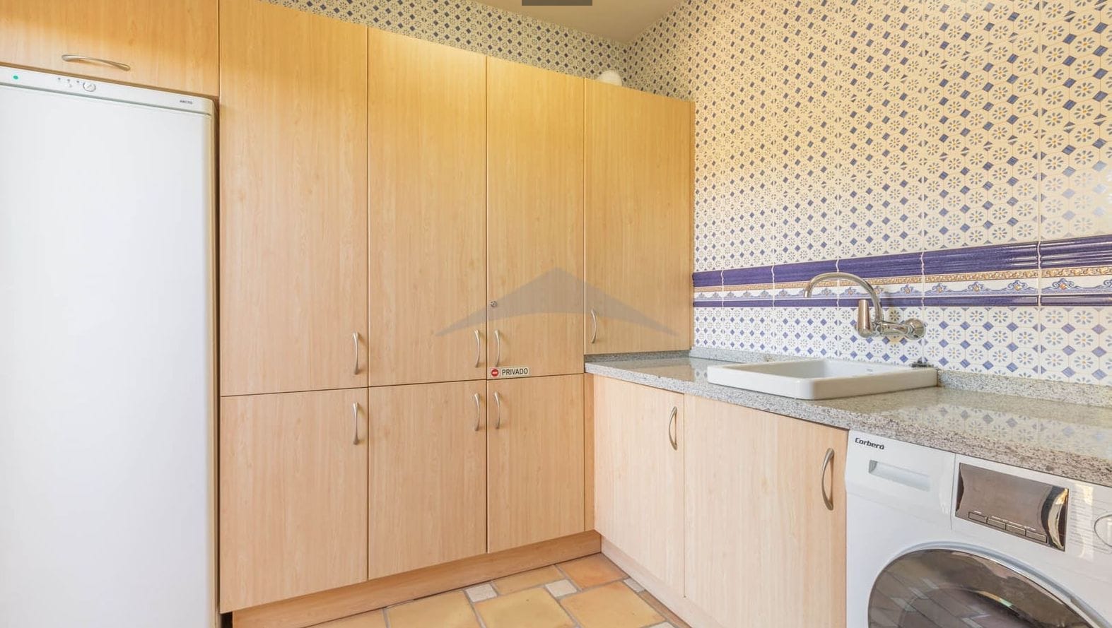 Extraordinair villa met zwembad en tuin, 4 slaapkamers.