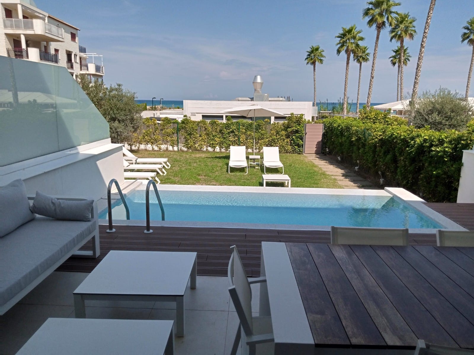 Exclusivo apartamento de Lujo - primera linea con Acceso Directo a la Playa Denia
