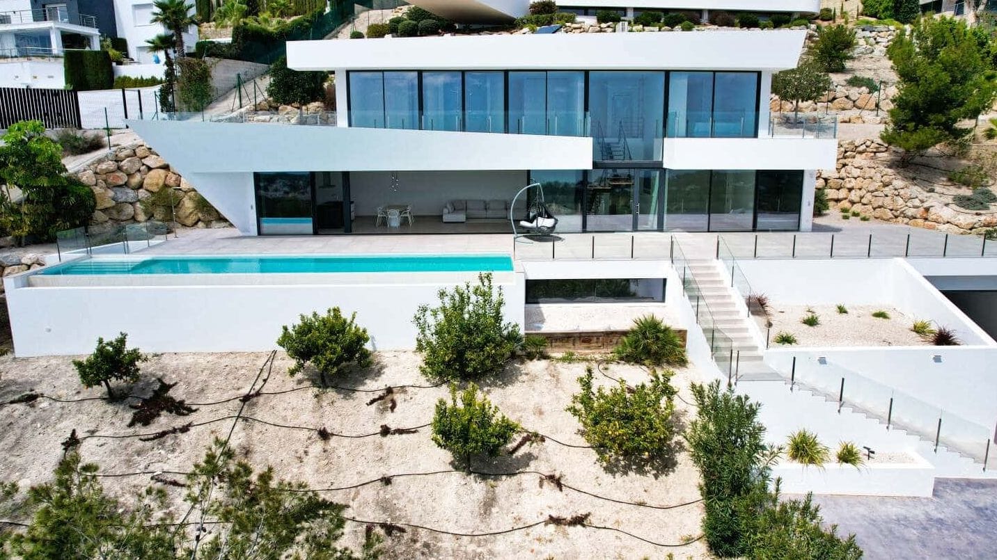 Exclusieve Luxe Villa met Panoramisch Uitzicht op Zee in Benissa