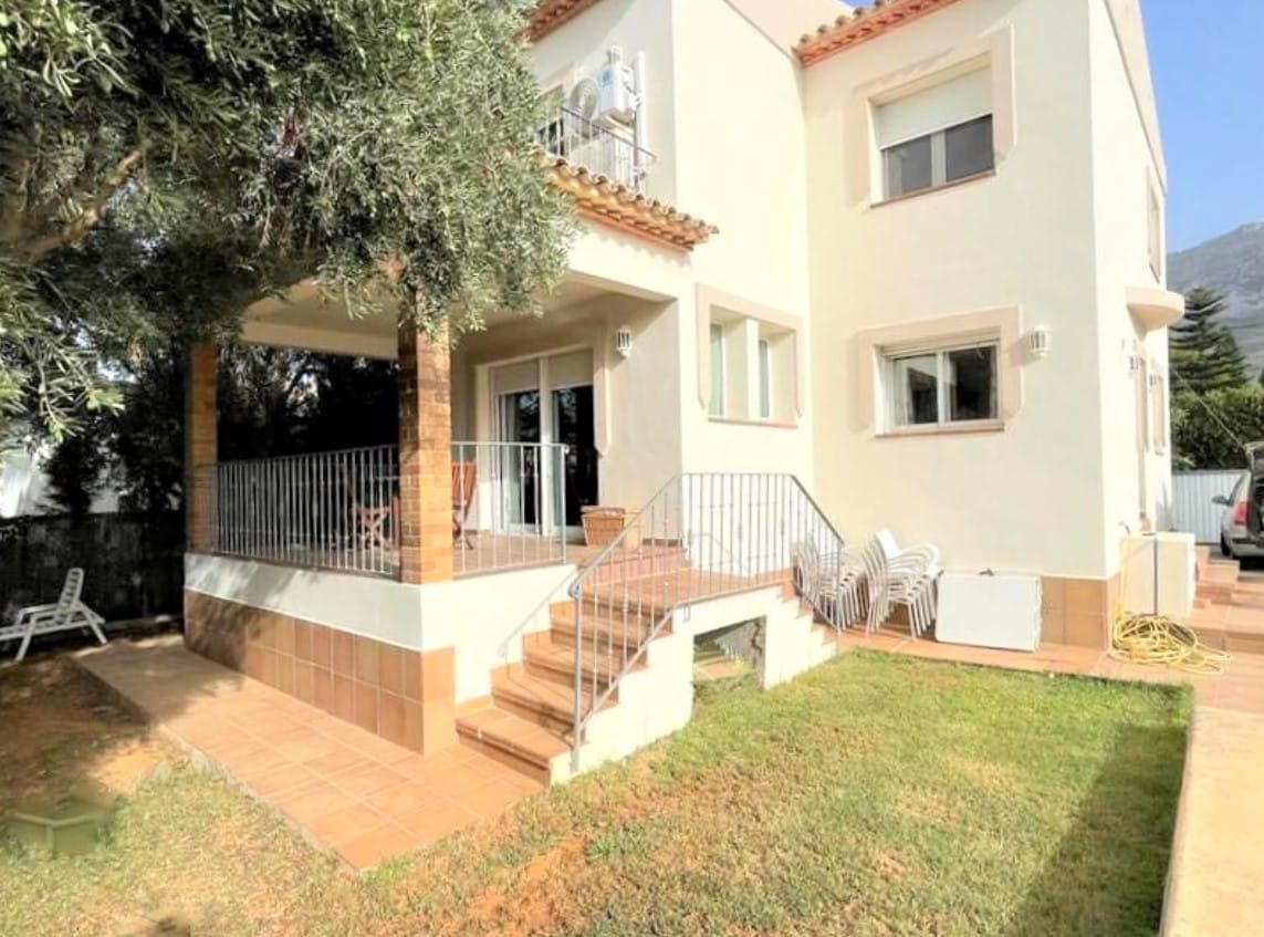 Villa en Dénia