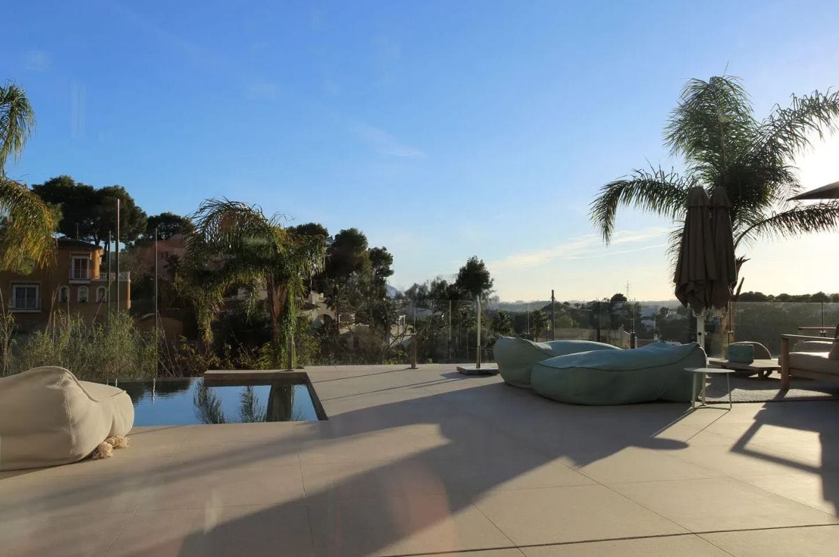 Villa en venta de 5 habitaciones con piscina en Altea