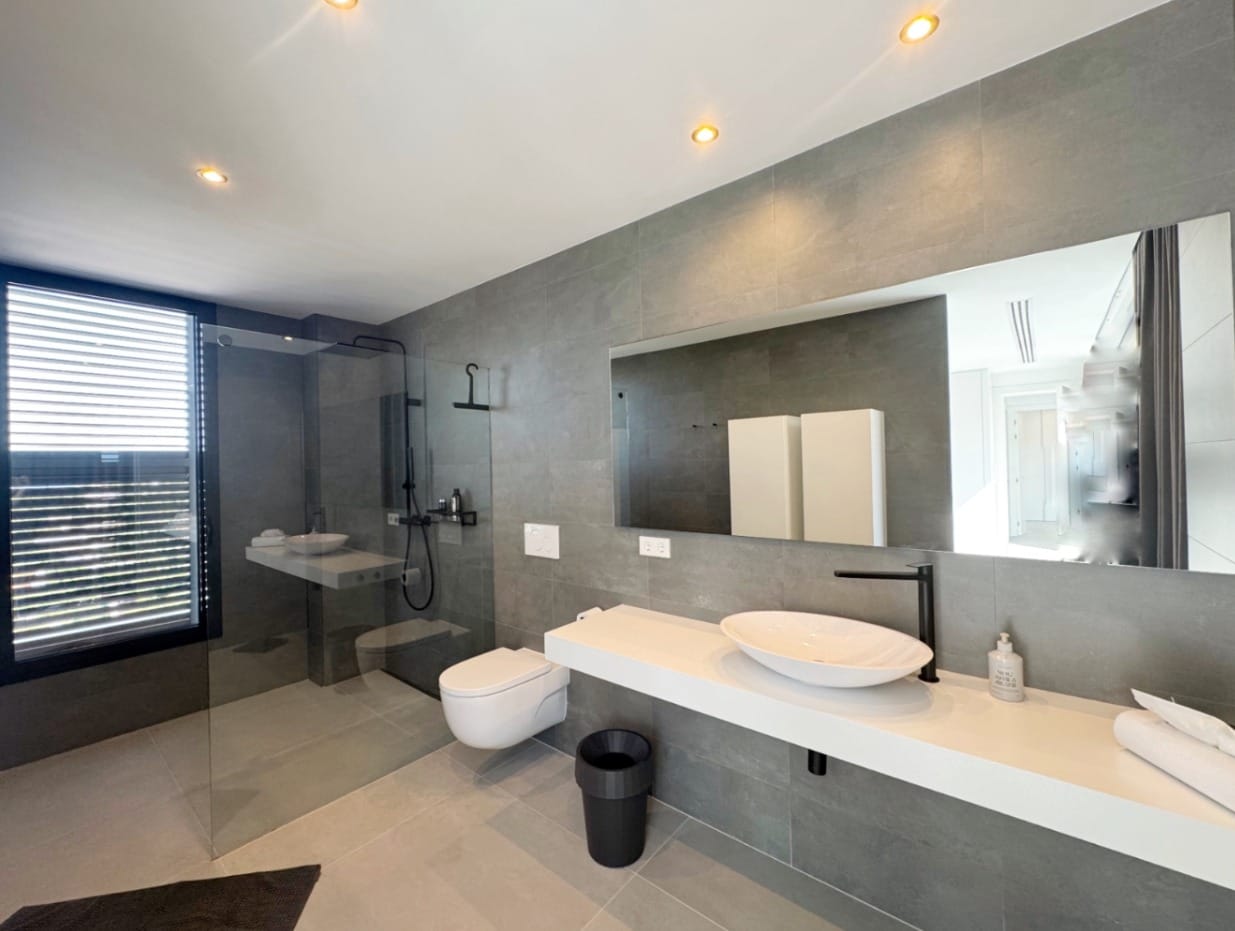 Modern chalet in Denia, energy efficiency A.