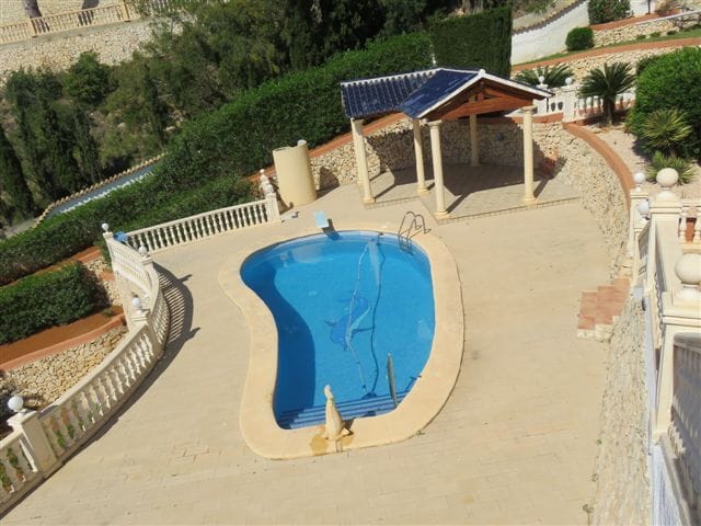 CHALET EN BENISSA 1ª LINEA