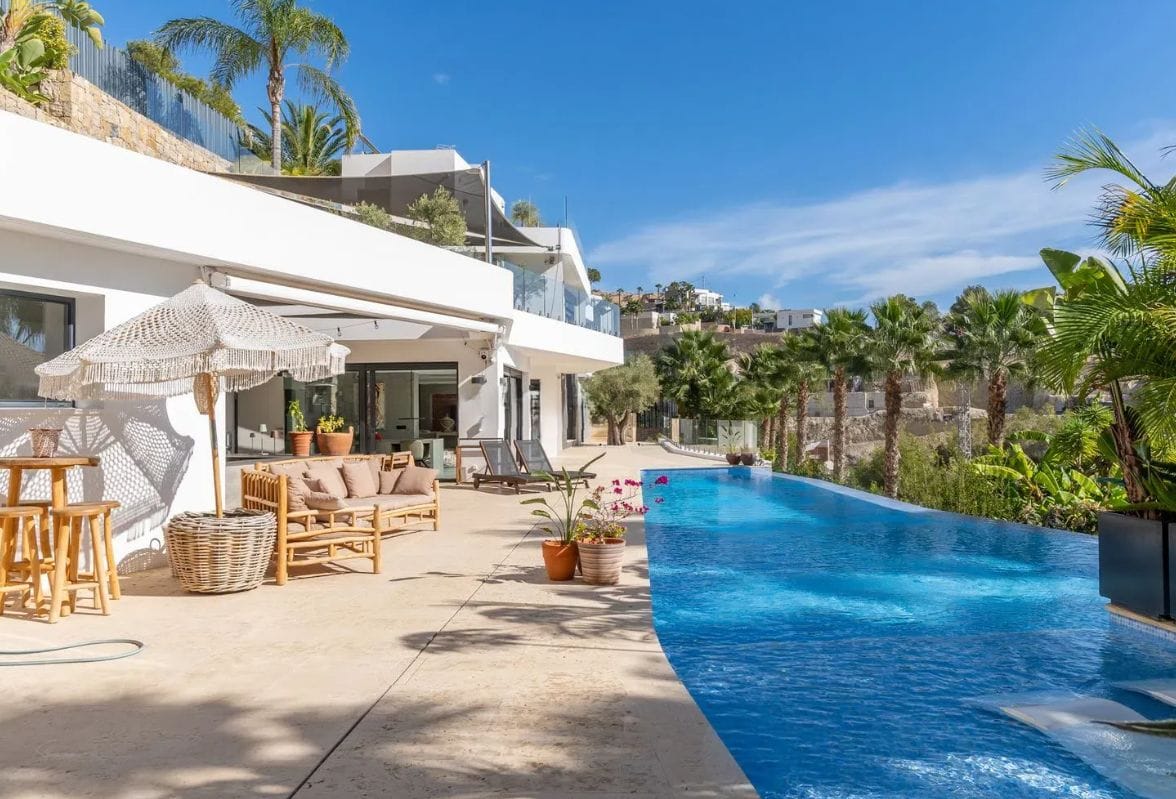 Exclusiva villa de lujo con vistas panorámicas al mar en Rincón de Galeno, Benissa