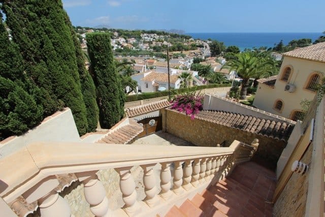 VILLA DANS UN EXCELLENT EMPLACEMENT