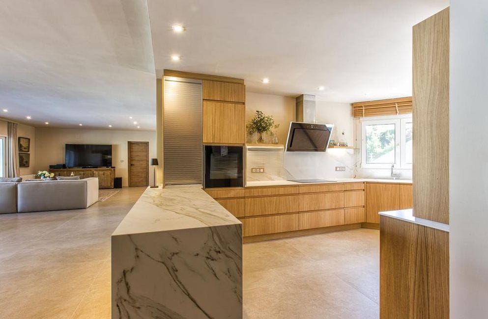 Villa zum Verkauf mit 4 Schlafzimmern und Pool in Denia, Alicante