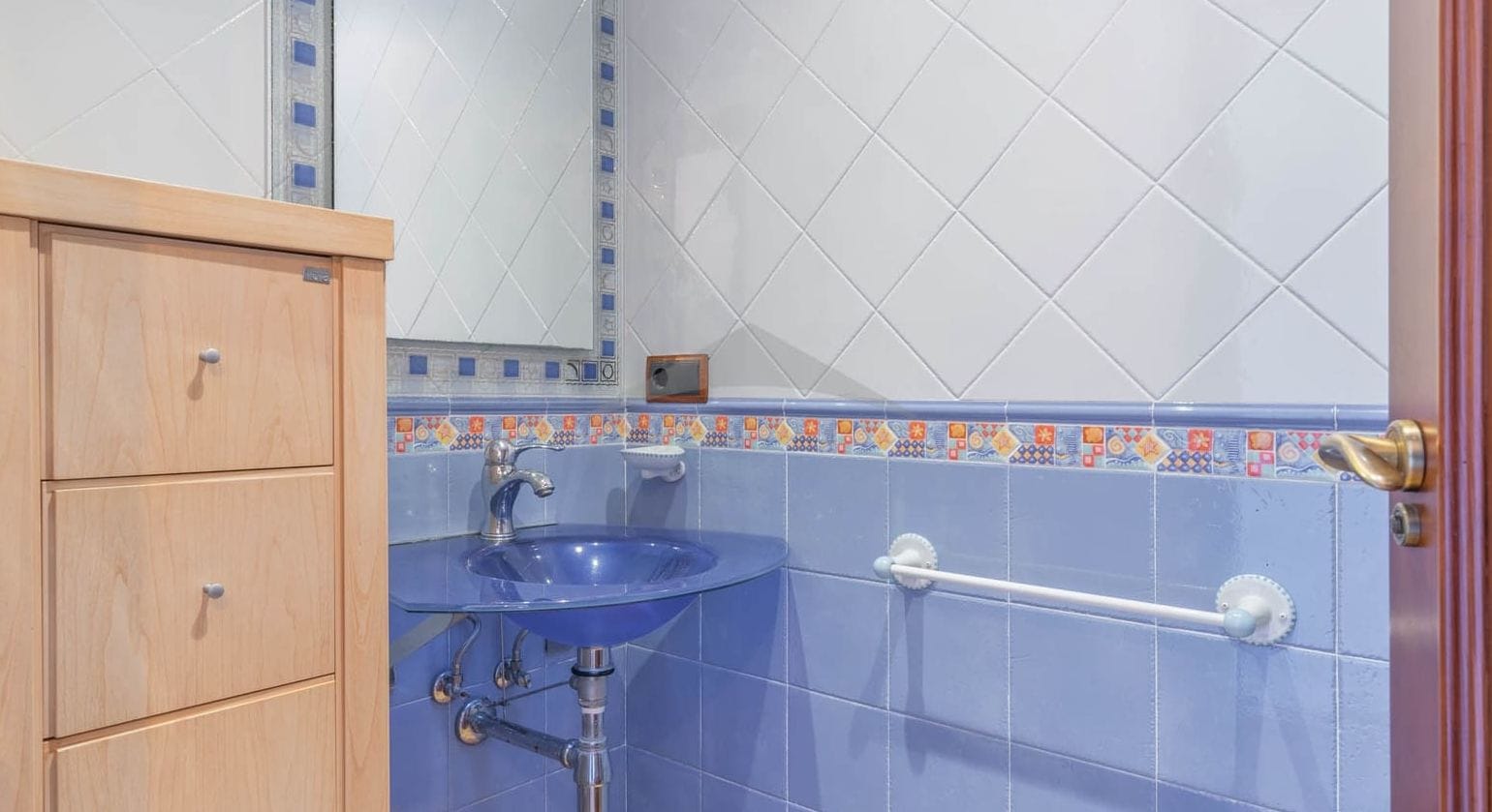 Extraordinair villa met zwembad en tuin, 4 slaapkamers.