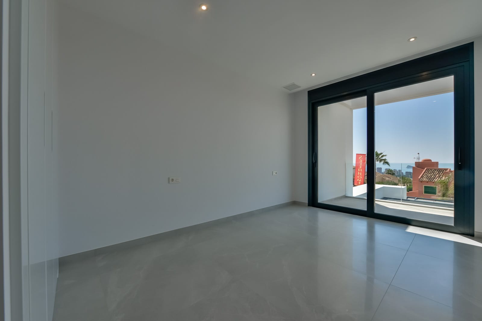 Magnífica villa moderna con vistas al mar en Benidorm