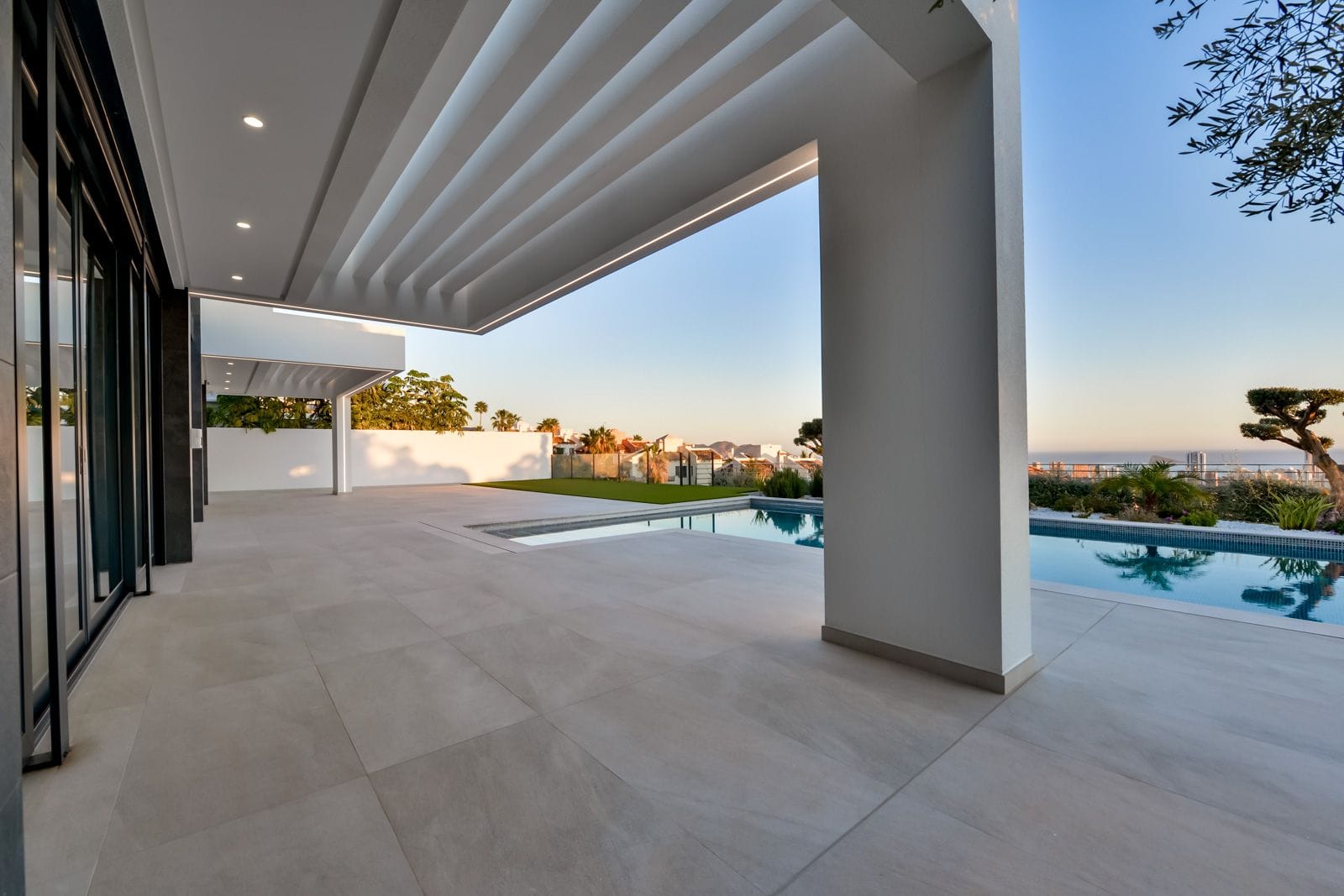 VILLA EN FINESTRAT