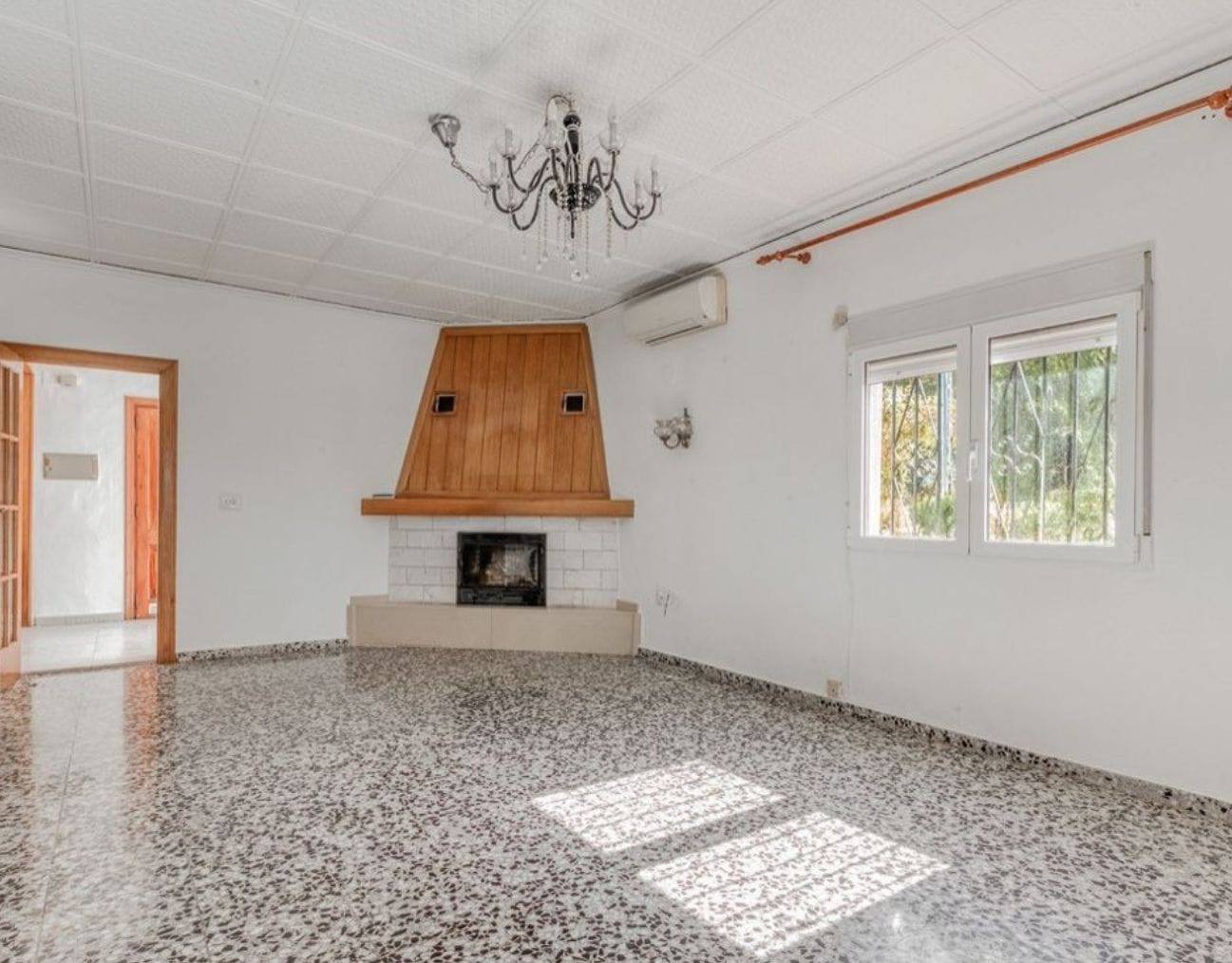 Klassische Villa in Las Rotas, Dénia