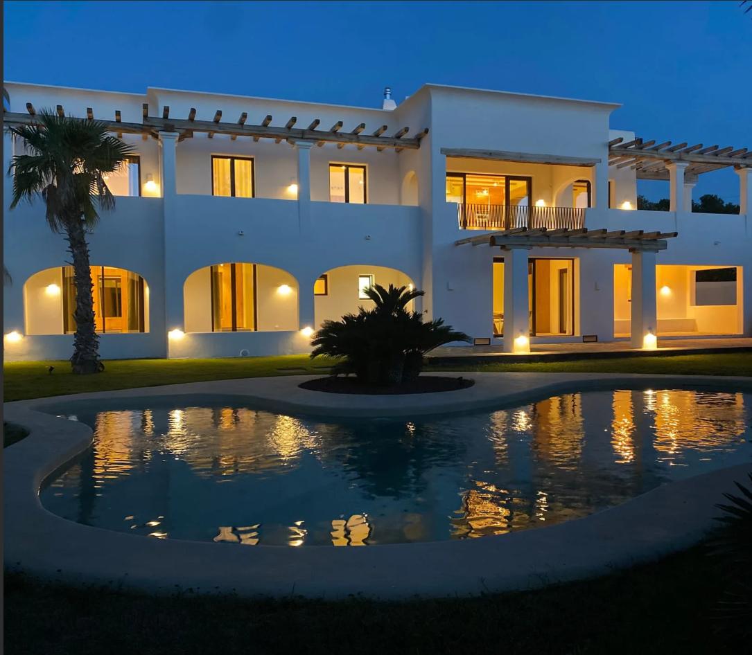 Luxe Villa met Panoramisch Zeezicht in de Benissa Kust