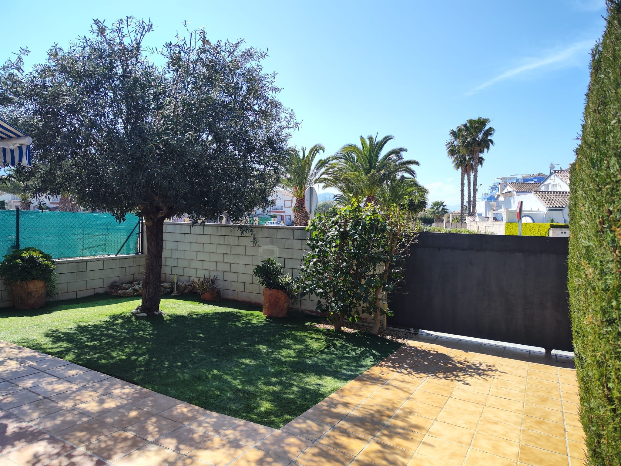 Villa jumelée à vendre en Verger