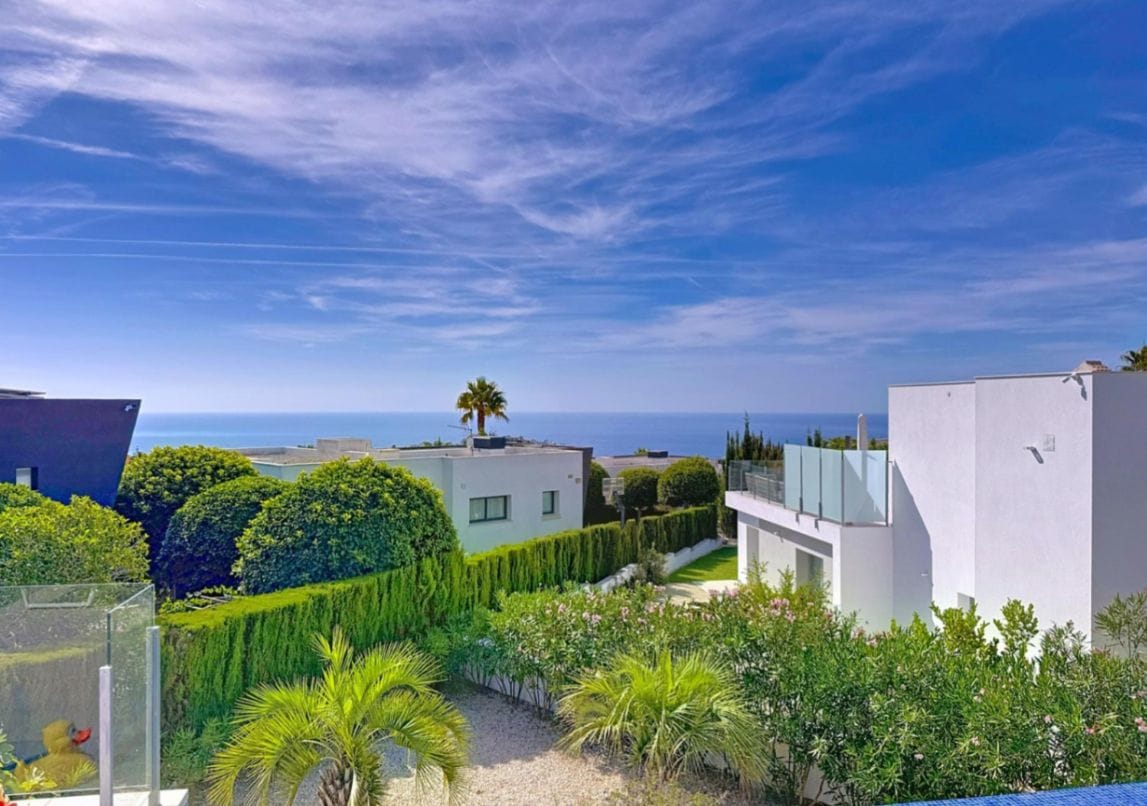 Villa moderne de 3 chambres avec vue sur la mer à Moraira