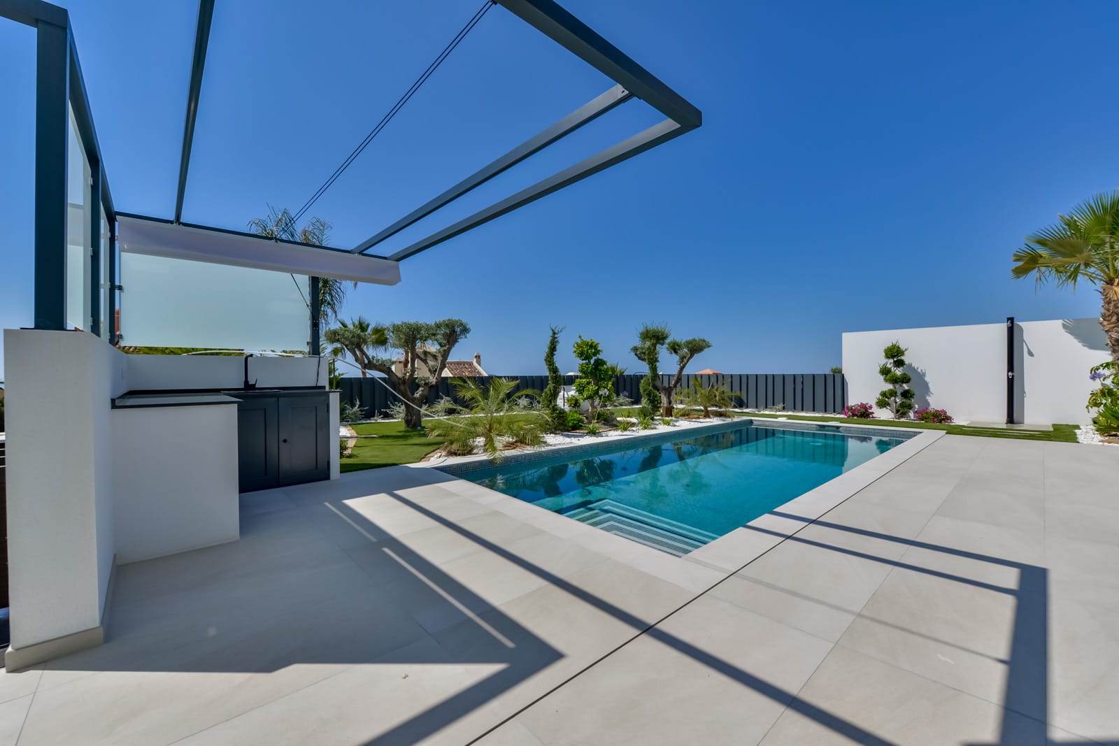 Magnífica villa moderna con vistas al mar en Benidorm