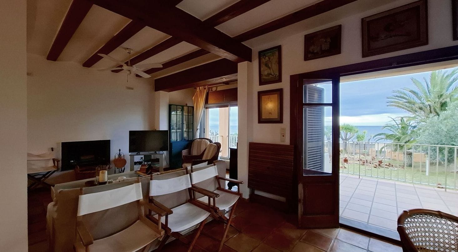 Exklusive Villa direkt am Strand in Las Marinas, Dénia