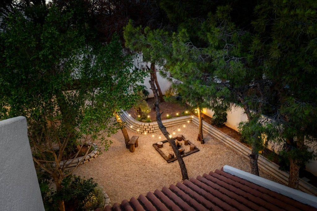 Exclusiva villa de estilo ibicenco en Altea con vistas al mar y piscina privada