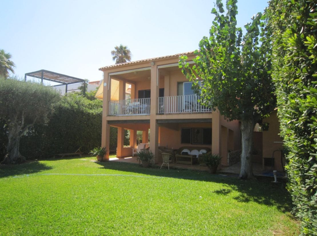 Exklusive Villa direkt am Strand in Las Marinas, Dénia