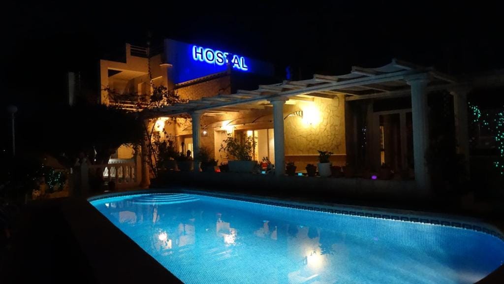 HOSTAL EN VENTA EN CALPE