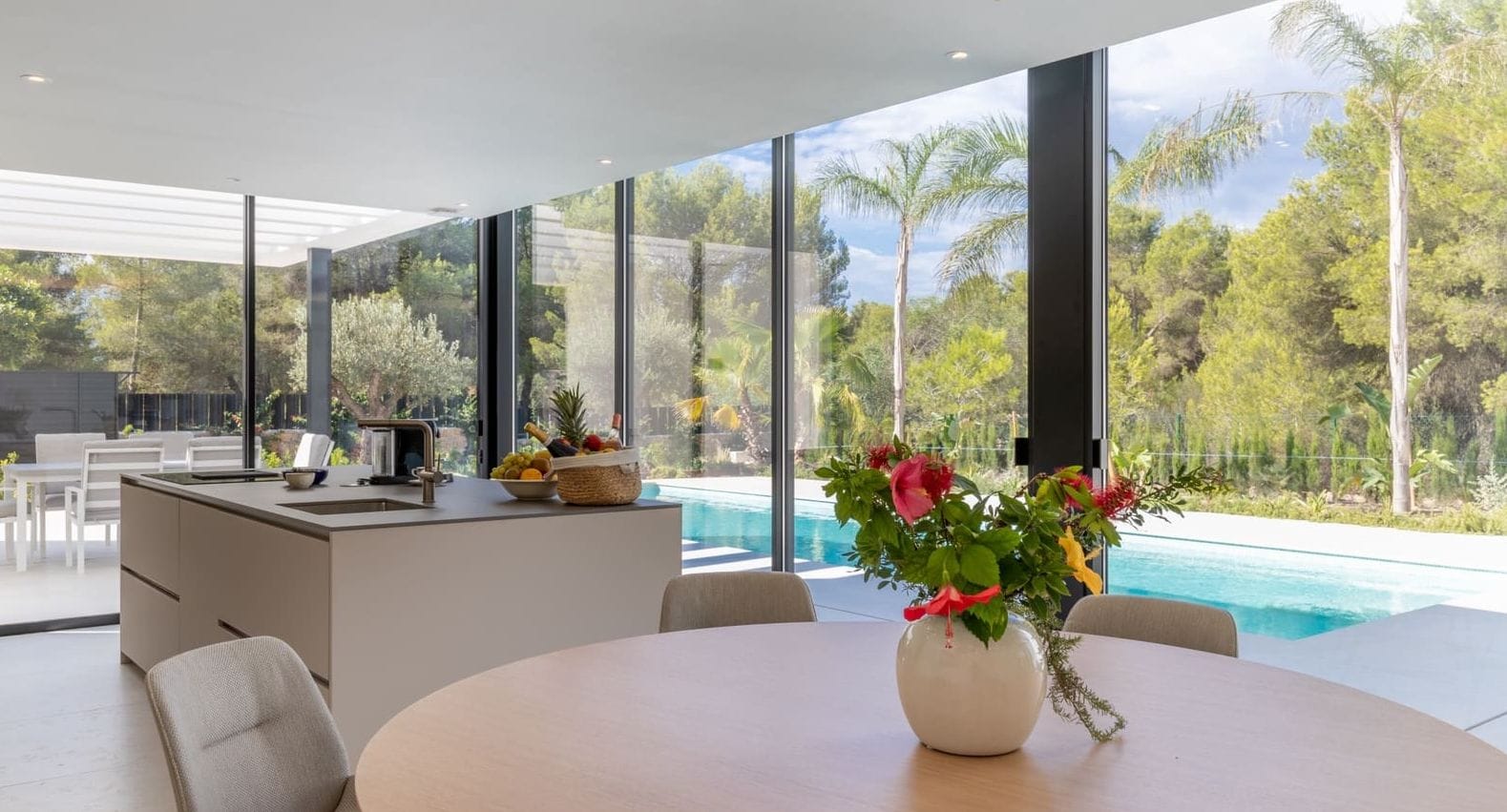 Villa de lujo de obra nueva en Jávea – Parcela sur de 1.032 m², piscina climatizada y alta eficiencia energética