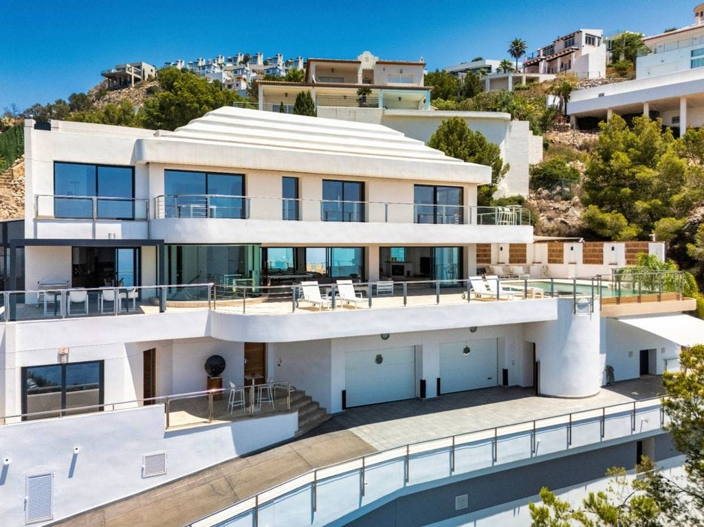 Villa de Lujo en Altea Hills con Vistas Panorámicas al Mar